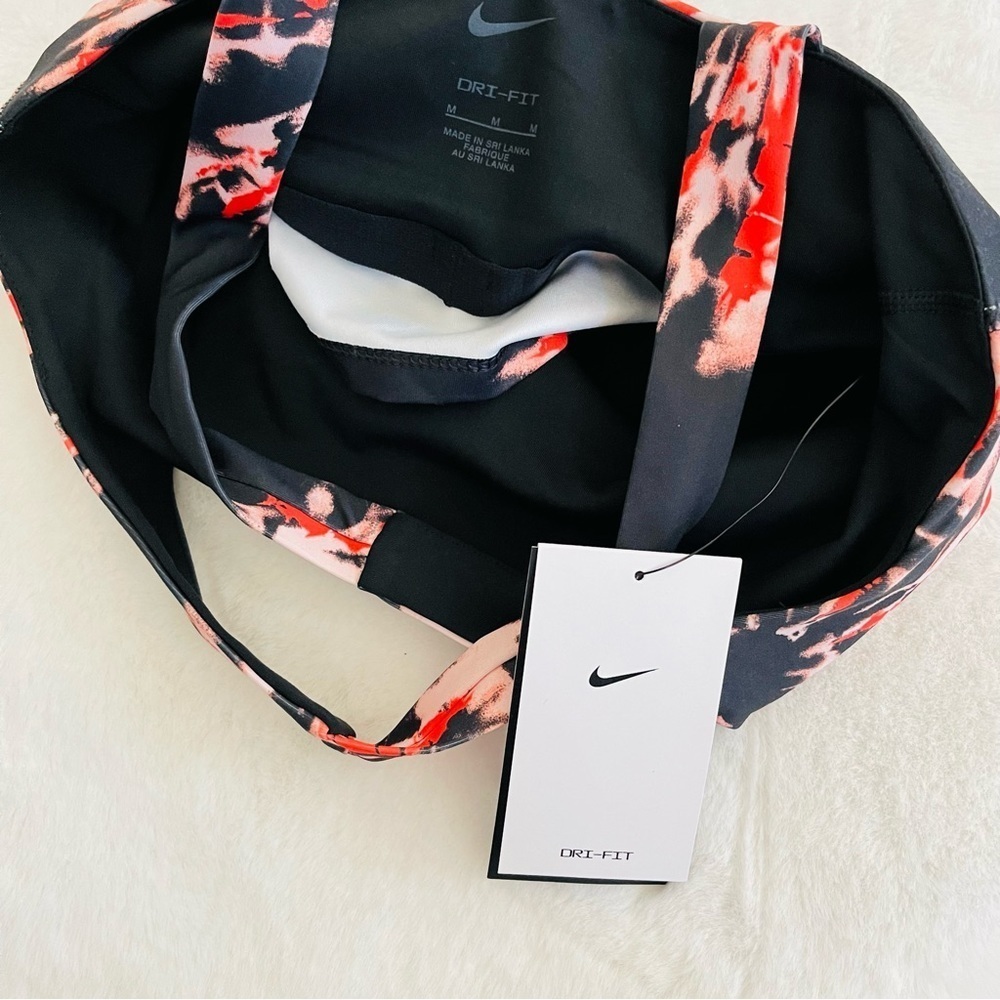 Nike | Women’s Nike Tie Dye Crop Top - Picture 7 of 8